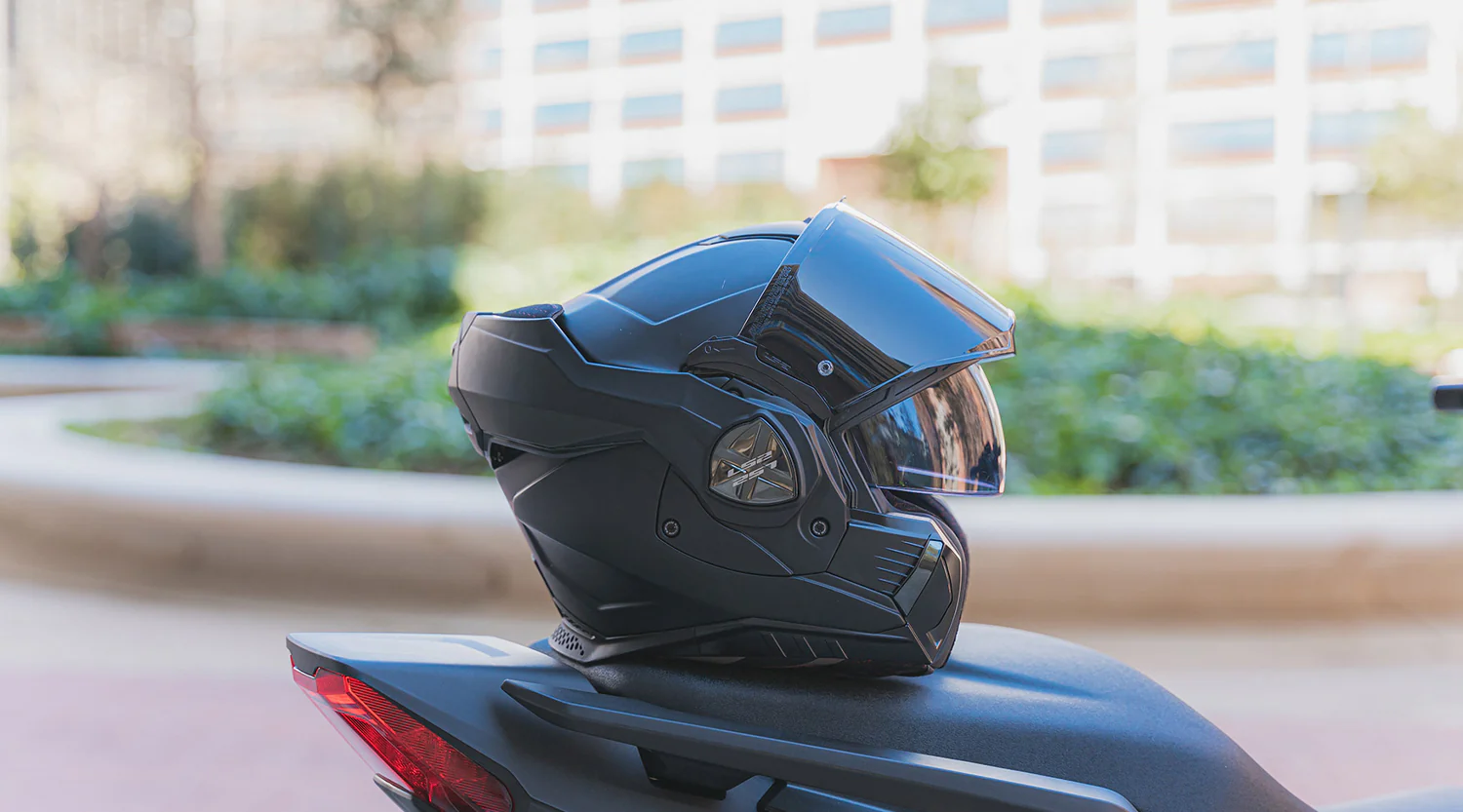 Cabergs Negozio -Cabergs Negozio 2025 04 24 caschi ls2